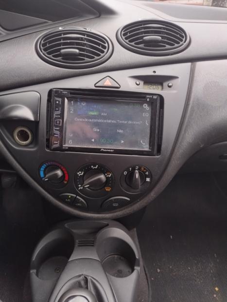 FORD Focus Hatch 1.6 16V 4P FLEX GL, Foto 10