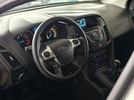 FORD Focus Hatch 1.6 16V 4P FLEX S, Foto 5