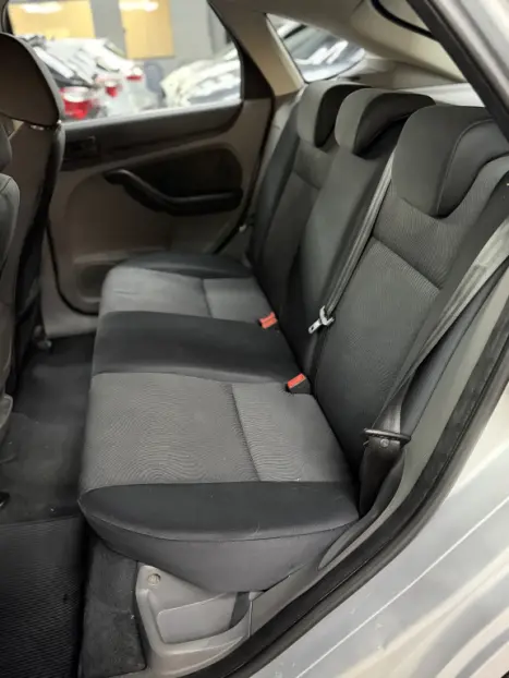 FORD Focus Hatch 1.6 16V 4P SE FLEX, Foto 8