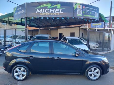 FORD Focus Hatch 1.6 4P FLEX GL, Foto 2
