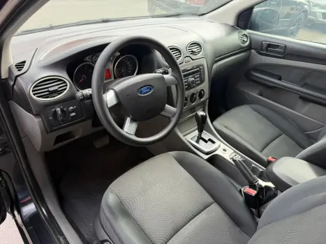 FORD Focus Hatch 2.0 16V 4P GLX AUTOMTICO, Foto 11