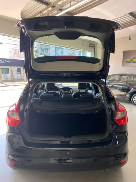 FORD Focus Hatch 2.0 16V 4P FLEX SE POWERSHIFT AUTOMTICO, Foto 7