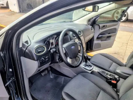 FORD Focus Hatch 2.0 16V 4P FLEX SE AUTOMTICO, Foto 8