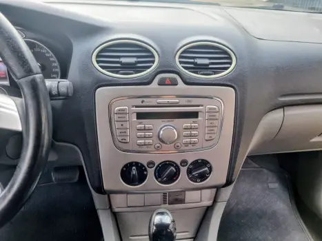 FORD Focus Hatch 2.0 16V 4P FLEX SE AUTOMTICO, Foto 16
