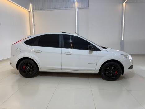 FORD Focus Hatch 2.0 16V 4P TITANIUM PLUS FLEX, Foto 4
