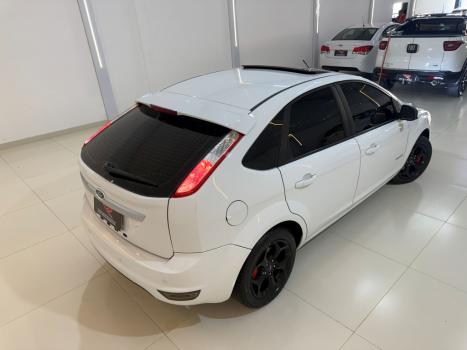 FORD Focus Hatch 2.0 16V 4P TITANIUM PLUS FLEX, Foto 9