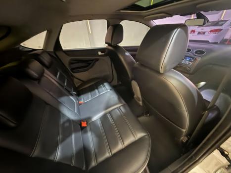 FORD Focus Hatch 2.0 16V 4P TITANIUM PLUS FLEX, Foto 12