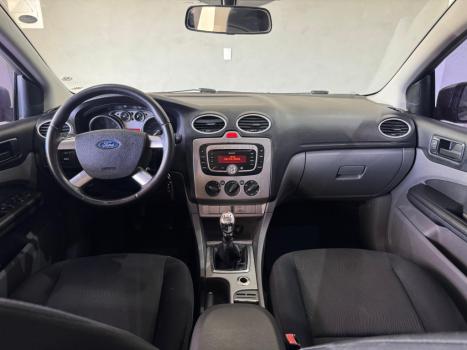 FORD Focus Hatch 2.0 16V 4P GLX FLEX, Foto 8