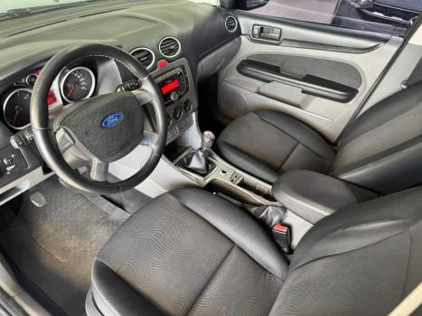FORD Focus Hatch 2.0 16V 4P GLX FLEX, Foto 11