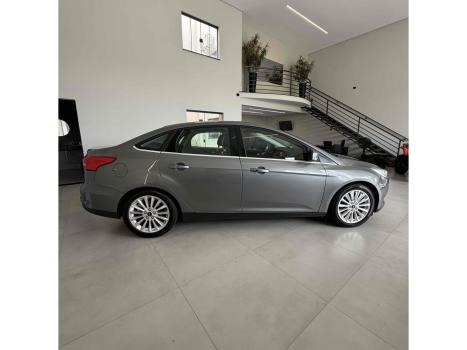 FORD Focus Hatch 2.0 16V 4P TITANIUM PLUS FLEX, Foto 5