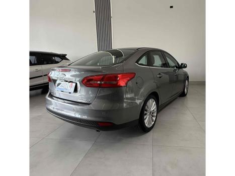 FORD Focus Hatch 2.0 16V 4P TITANIUM PLUS FLEX, Foto 6