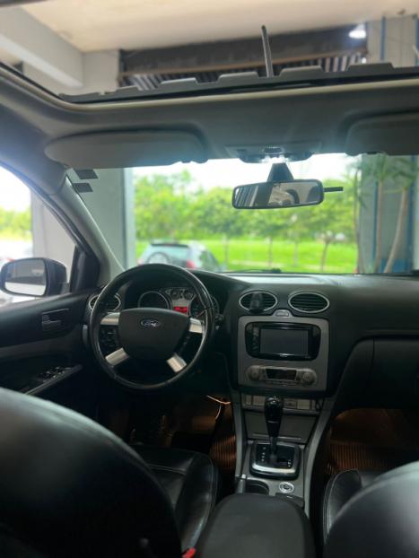 FORD Focus Hatch 2.0 16V 4P FLEX TITANIUM AUTOM�TICO, Foto 9