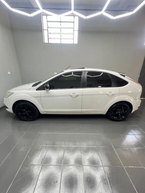 FORD Focus Hatch 2.0 16V 4P FLEX TITANIUM AUTOM�TICO, Foto 19