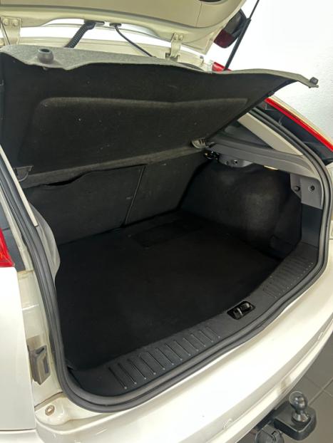 FORD Focus Hatch 2.0 16V 4P FLEX TITANIUM AUTOM�TICO, Foto 20