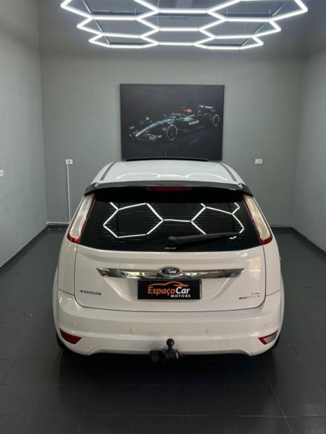 FORD Focus Hatch 2.0 16V 4P FLEX TITANIUM AUTOM�TICO, Foto 21