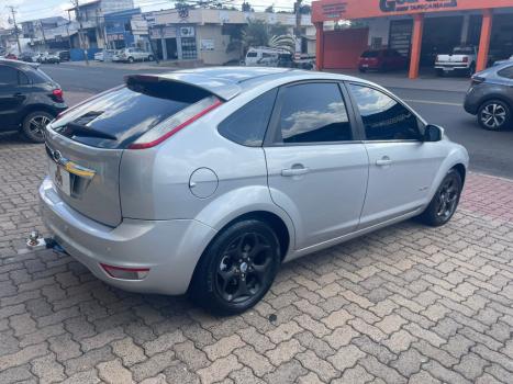 FORD Focus Hatch 2.0 16V 4P FLEX TITANIUM AUTOM�TICO, Foto 3