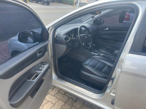 FORD Focus Hatch 2.0 16V 4P FLEX TITANIUM AUTOM�TICO, Foto 7