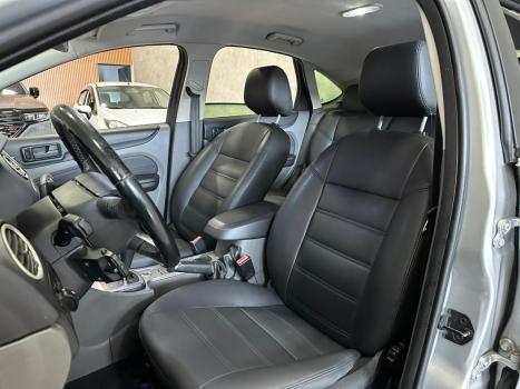 FORD Focus Hatch 2.0 16V 4P FLEX AUTOM�TICO, Foto 9
