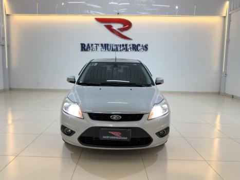 FORD Focus Hatch 2.0 16V 4P GLX AUTOM�TICO, Foto 1