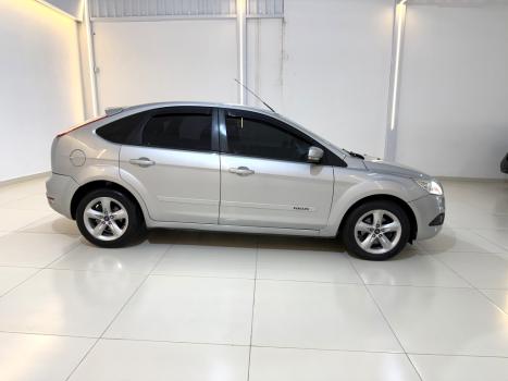 FORD Focus Hatch 2.0 16V 4P GLX AUTOM�TICO, Foto 5