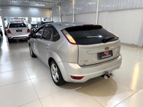 FORD Focus Hatch 2.0 16V 4P GLX AUTOM�TICO, Foto 8