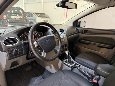 FORD Focus Hatch 2.0 16V 4P GLX AUTOM�TICO, Foto 15