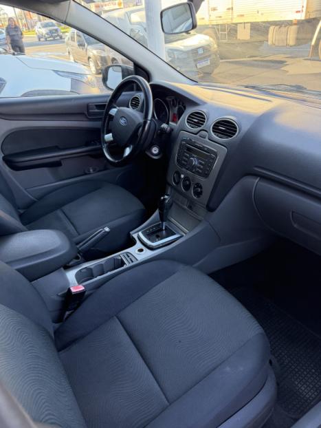 FORD Focus Hatch 2.0 16V 4P FLEX SE AUTOM�TICO, Foto 8