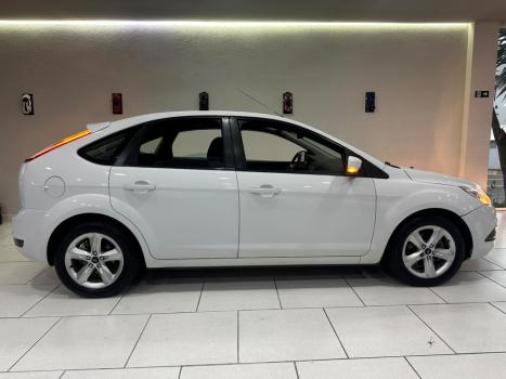 FORD Focus Hatch 2.0 16V 4P FLEX AUTOM�TICO, Foto 12