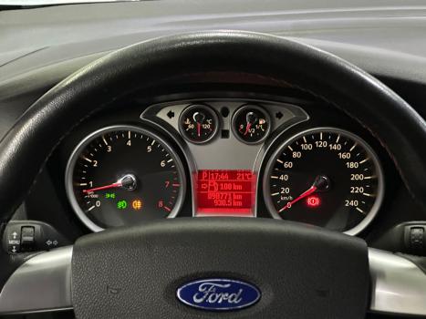 FORD Focus Hatch 2.0 16V 4P FLEX AUTOM�TICO, Foto 13