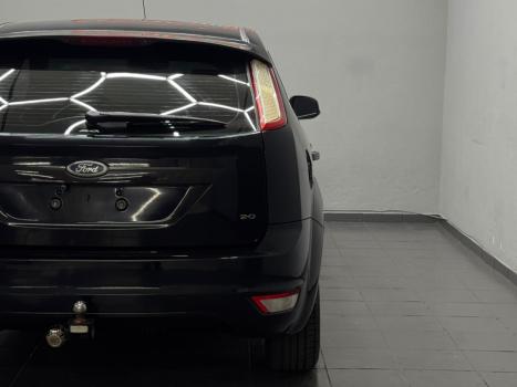 FORD Focus Hatch 2.0 16V 4P GHIA FLEX, Foto 5