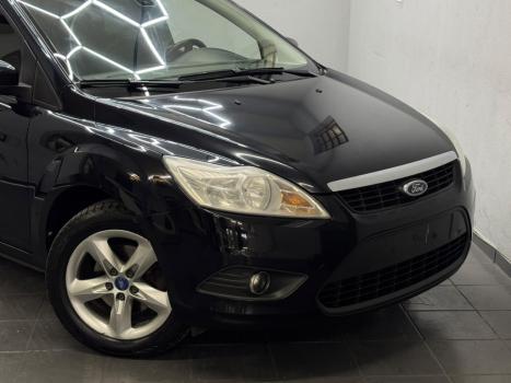 FORD Focus Hatch 2.0 16V 4P GHIA FLEX, Foto 7