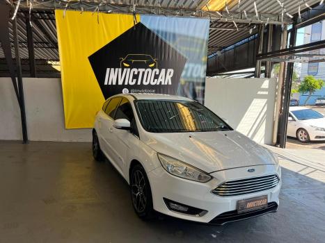 FORD Focus Hatch 2.0 16V 4P FLEX TITANIUM AUTOM�TICO, Foto 2