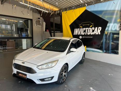 FORD Focus Hatch 2.0 16V 4P FLEX TITANIUM AUTOM�TICO, Foto 3