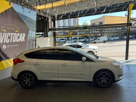 FORD Focus Hatch 2.0 16V 4P FLEX TITANIUM AUTOM�TICO, Foto 8