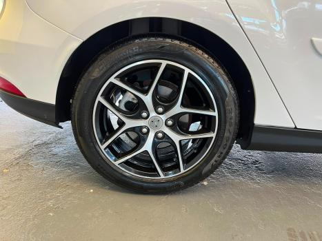 FORD Focus Hatch 2.0 16V 4P FLEX TITANIUM AUTOM�TICO, Foto 9