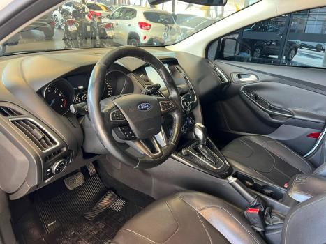 FORD Focus Hatch 2.0 16V 4P FLEX TITANIUM AUTOM�TICO, Foto 12