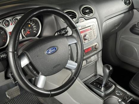 FORD Focus Hatch 2.0 16V 4P FC AUTOMÁTICO, Foto 4
