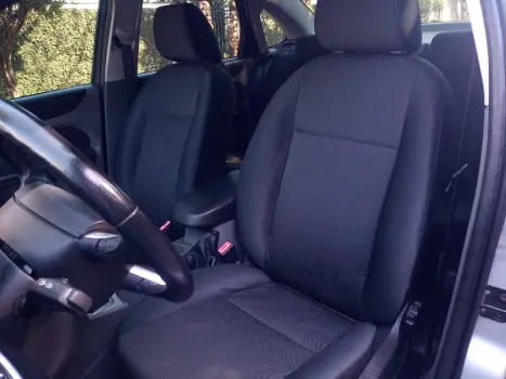 FORD Focus Sedan 1.6 SE 16V 4P FLEX, Foto 10