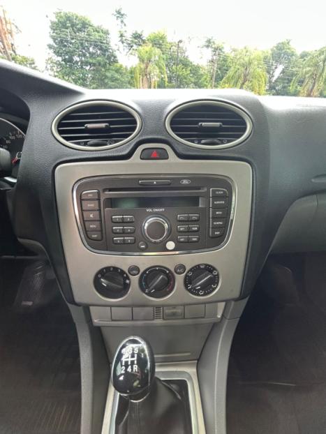 FORD Focus Sedan 1.6 SE 16V 4P FLEX, Foto 7