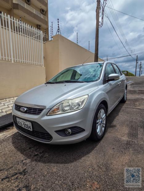 FORD Focus Sedan 1.6 4P GL FLEX, Foto 1