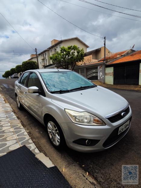 FORD Focus Sedan 1.6 4P GL FLEX, Foto 2