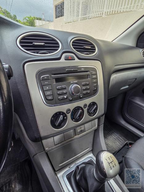 FORD Focus Sedan 1.6 4P GL FLEX, Foto 6