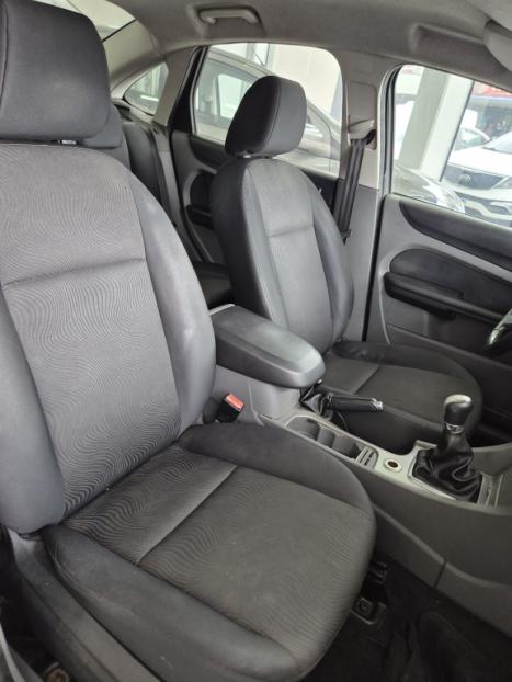FORD Focus Sedan 1.6 SE 16V 4P FLEX, Foto 10