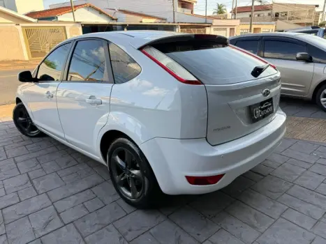 FORD Focus Sedan 1.6 SE 16V 4P FLEX, Foto 4