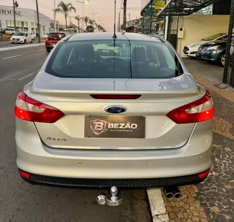 FORD Focus Sedan 1.6 SE 16V 4P FLEX, Foto 6