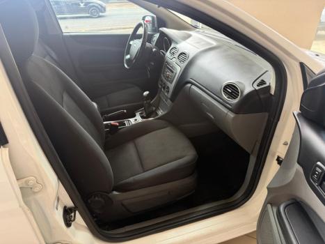 FORD Focus Sedan 1.6 4P, Foto 7