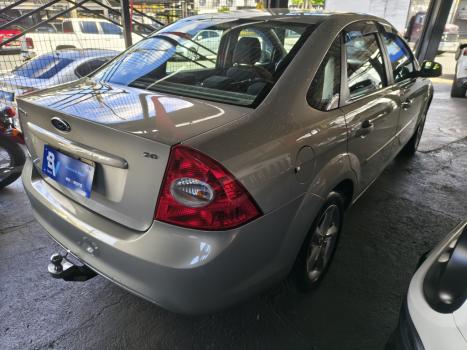FORD Focus Sedan 2.0 16V 4P FC FLEX, Foto 2