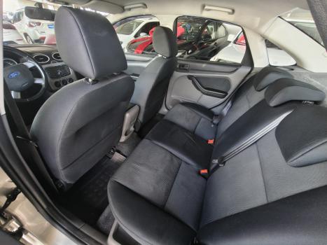 FORD Focus Sedan 2.0 16V 4P FC FLEX, Foto 9