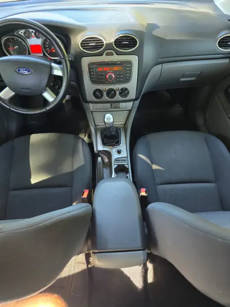 FORD Focus Sedan 2.0 16V 4P FC FLEX, Foto 17