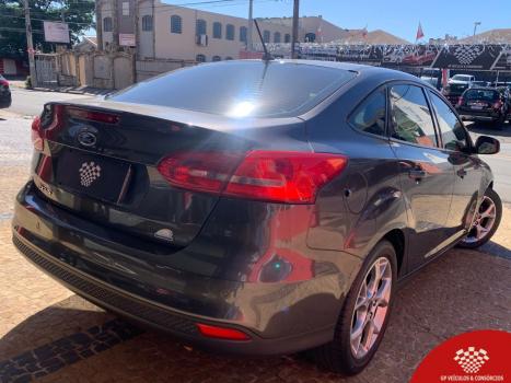 FORD Focus Sedan 2.0 16V 4P FLEX SE POWERSHIFT AUTOM�TICO, Foto 4